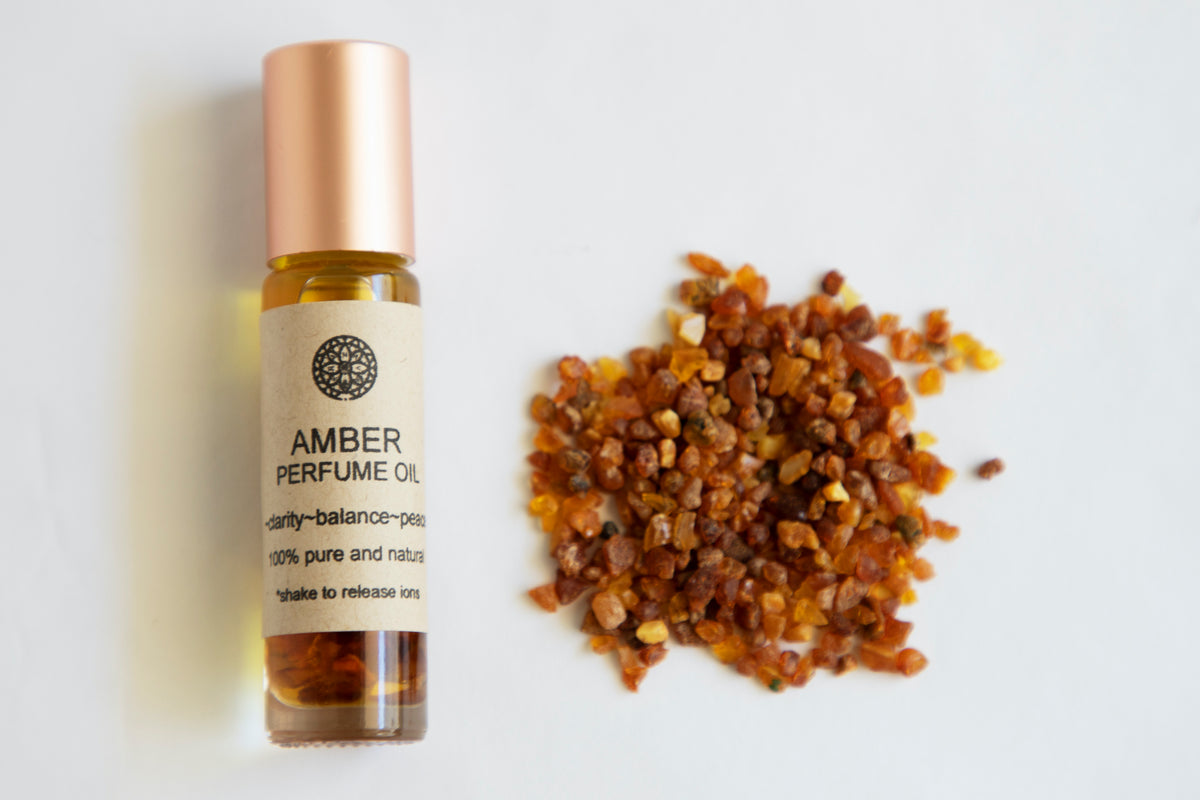 Amber Perfume Oil- Roll On (Vegan Perfume) – Kapri Couture